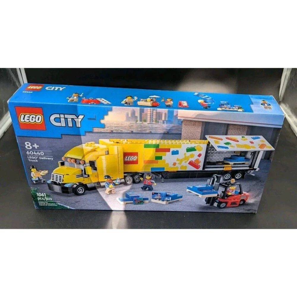 LEGO 60440 City Yellow Delivery Truck,  LEGO Exclusive - Read Description!